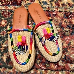 FARM RIO BEADED TASSEL WOVEN SLIDES SIZE 6
